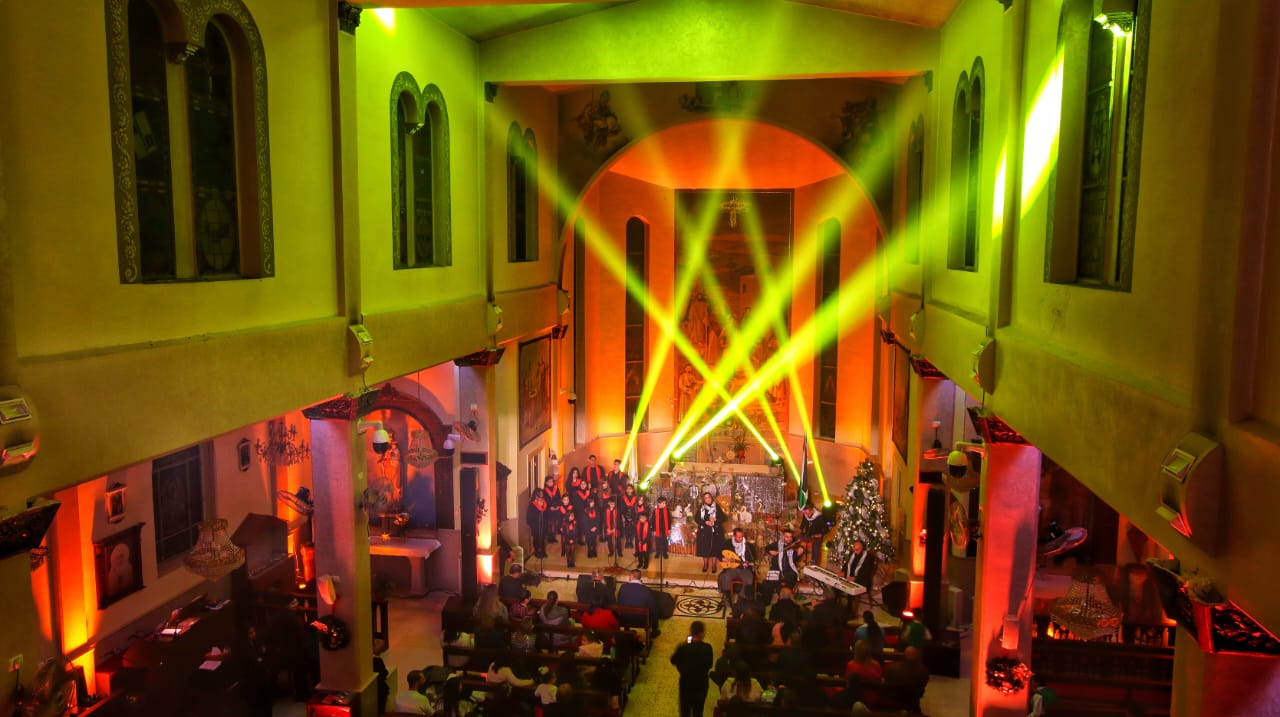 كنيسة المسيح الفادي للاتين في الطيبة خلال الاحتفالات