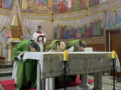 قدّاس في كنيسة العائلة المقدّسة للاتين-غزة