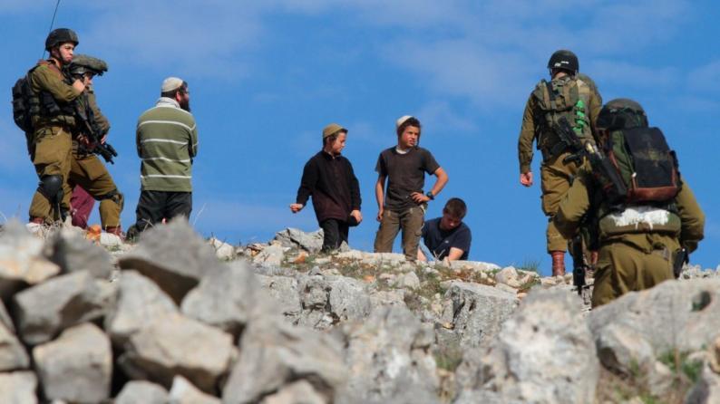 المستوطنين