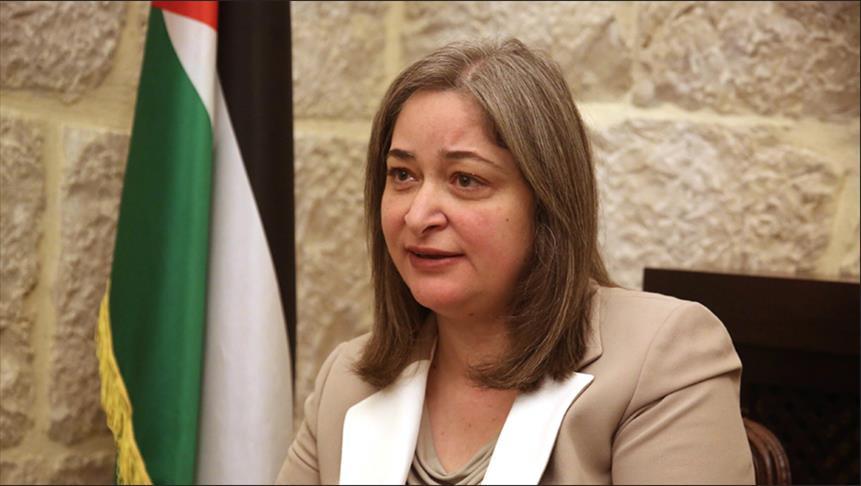 رولا معايعة
