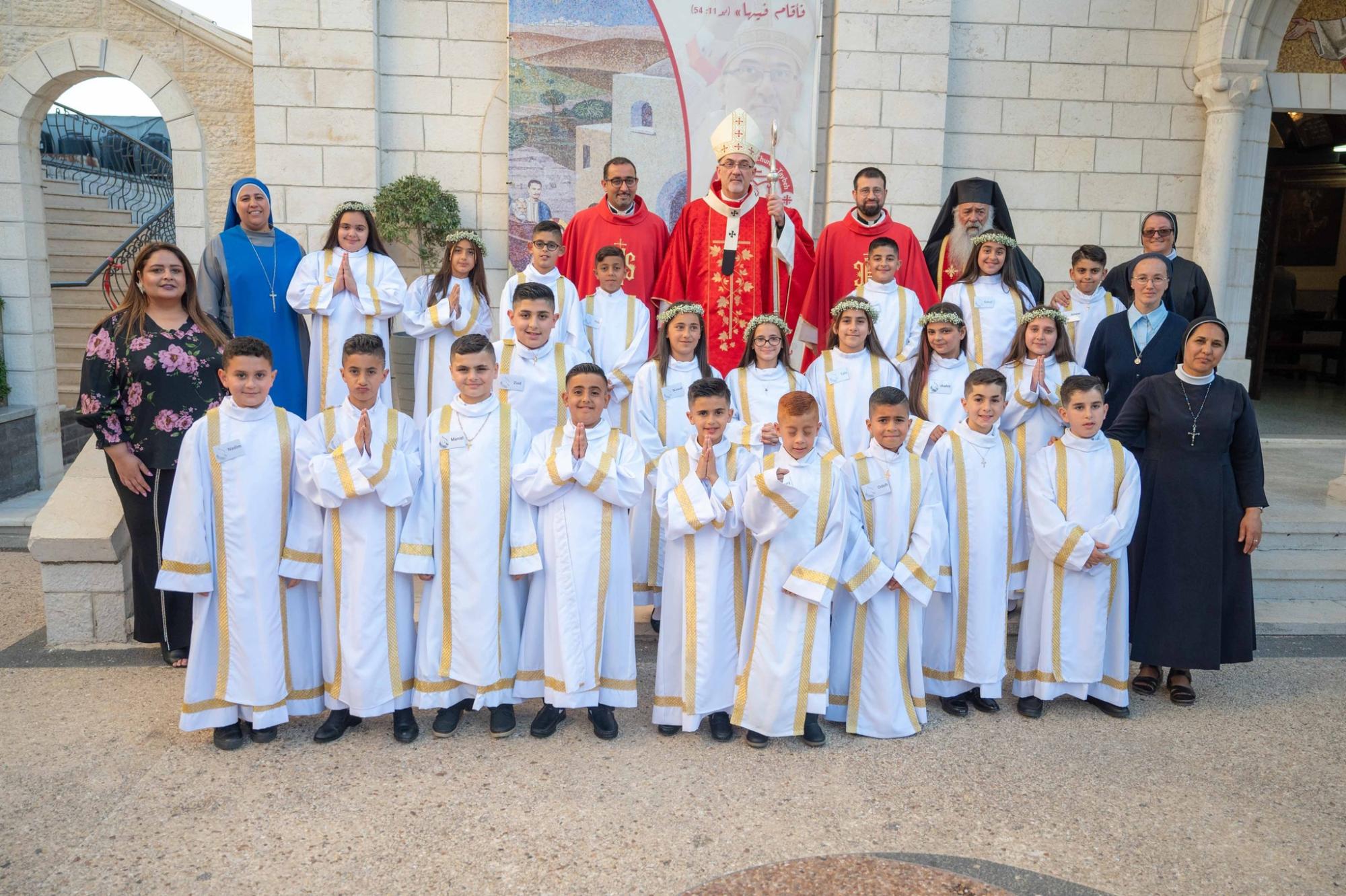 أول مناولة وتثبيت