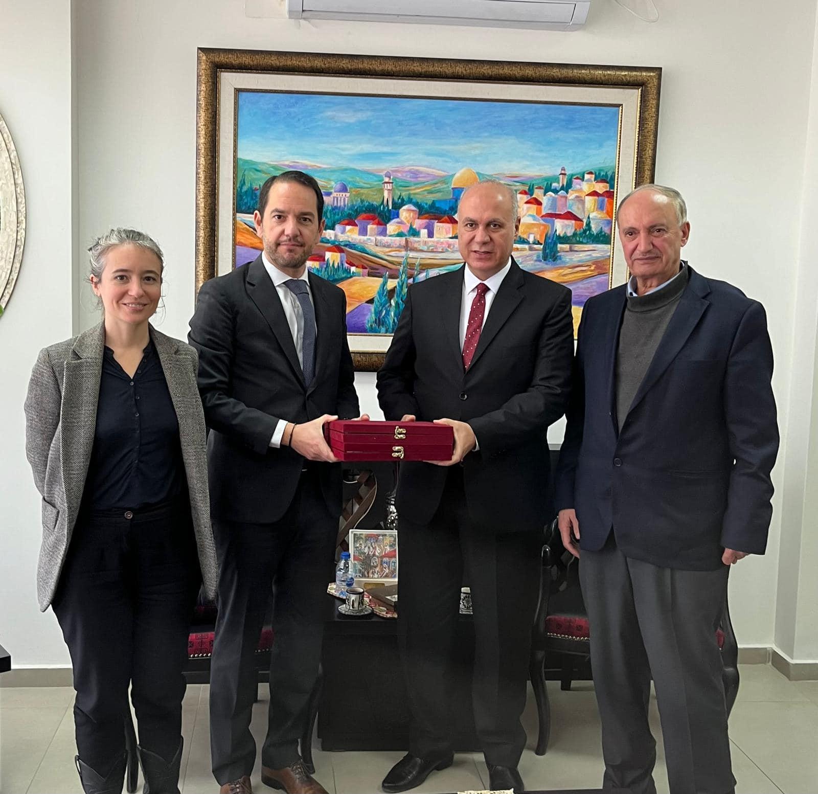 Renforcement de la coopération culturelle palestino-française