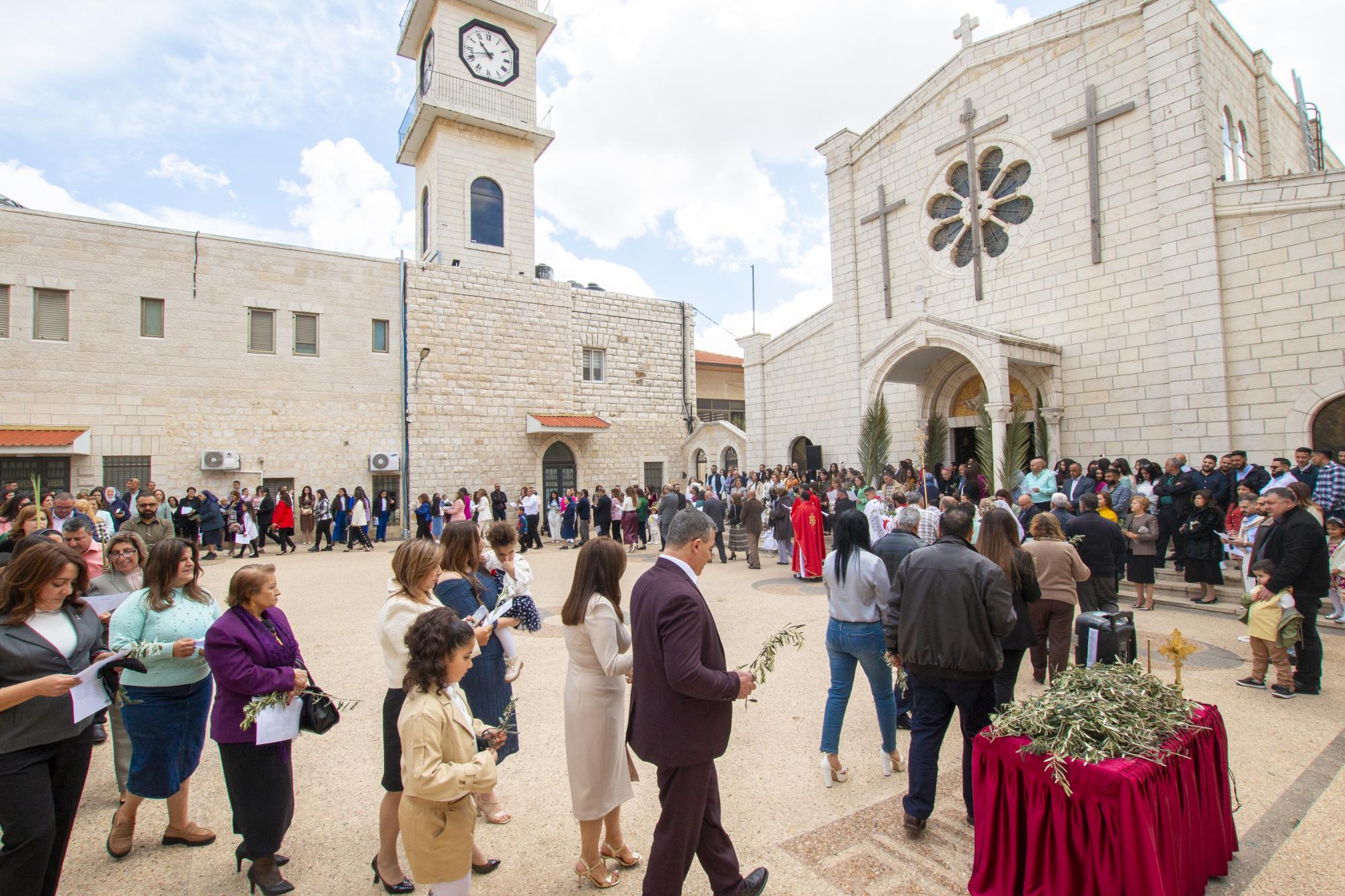 أحد الشعانين كنيسة اللاتين الطيبة