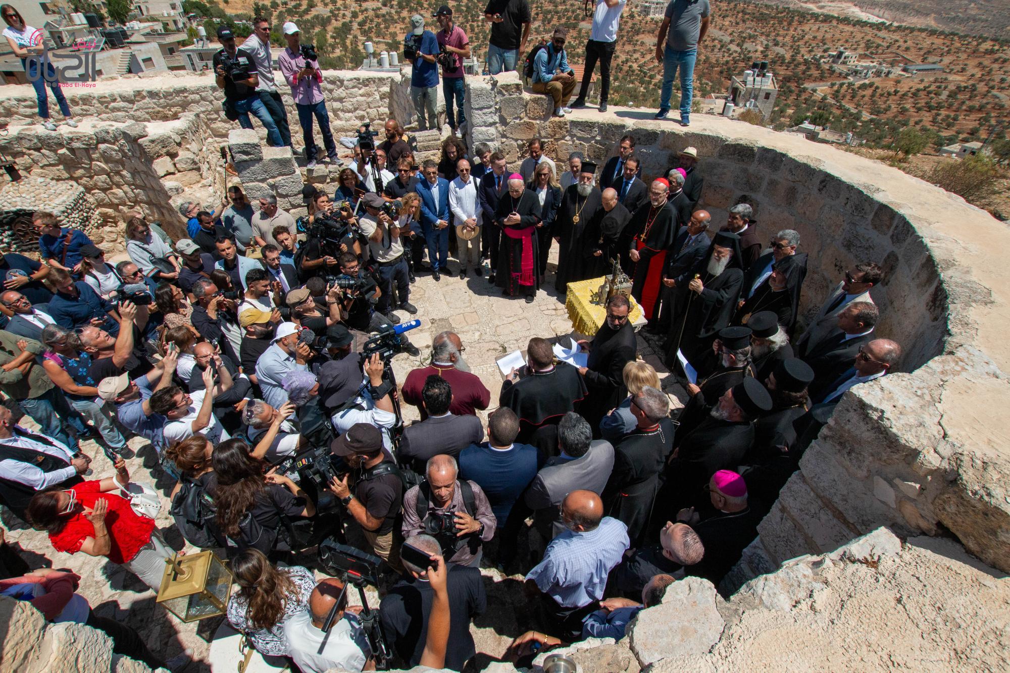 تضامن كنسي وروحي عالمي مع الطيبة ورفض قاطع لاعتداءات المستوطنين