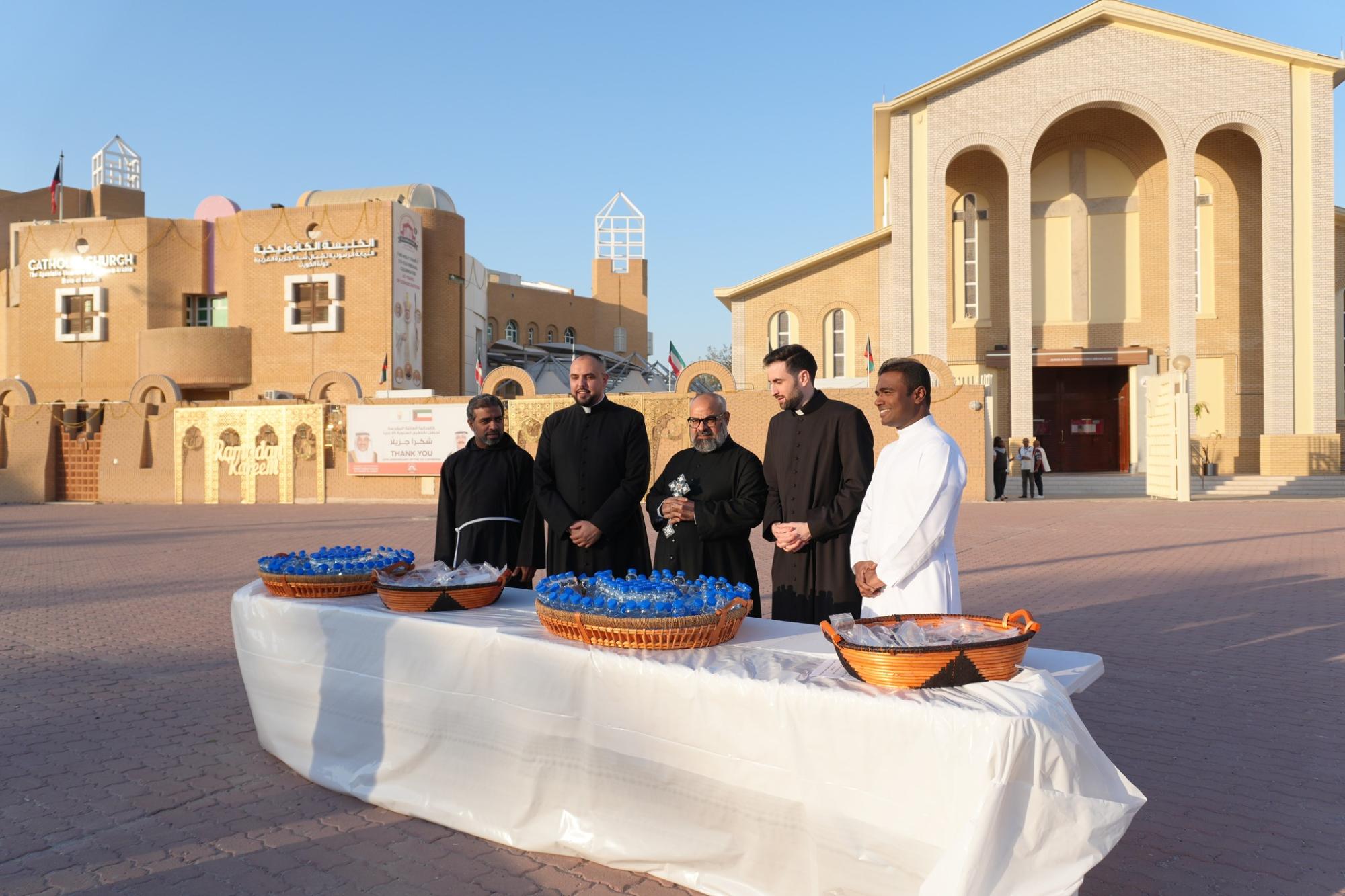 كنيسة العائلة المقدسة الكويت