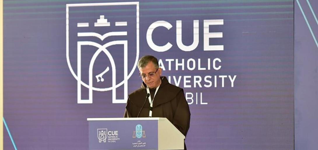 الأب الفرنسيسكاني